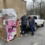 Customer pickup and delivery pallet liquidation Warehouse