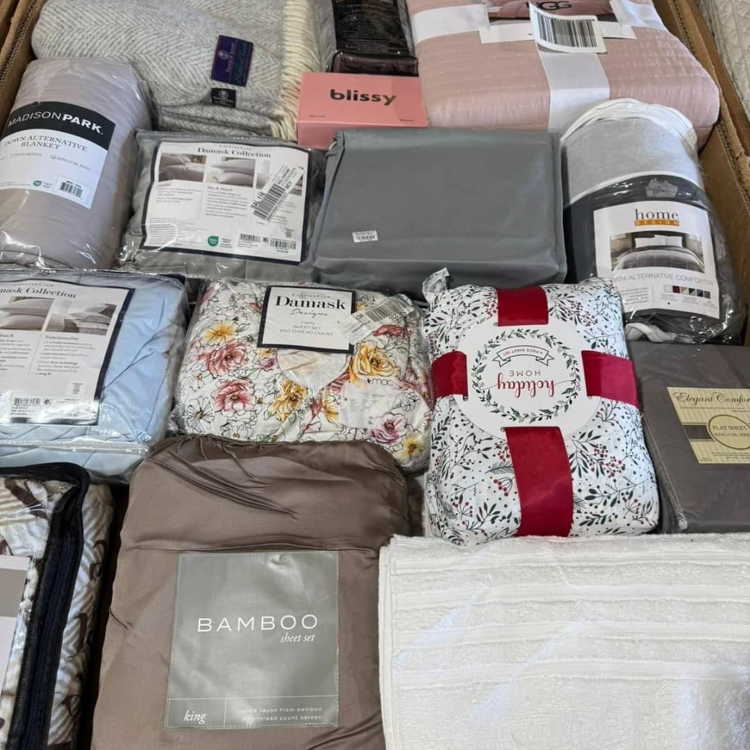 Home bedding items - Image 2