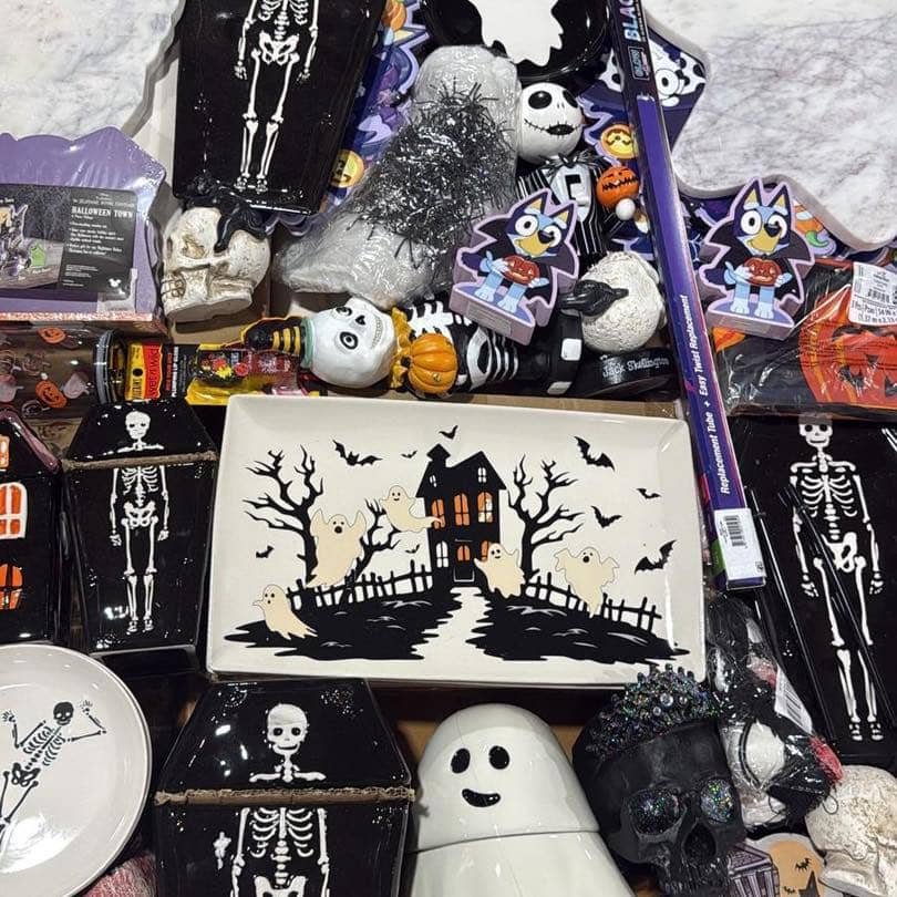 halloween pallet liquidation