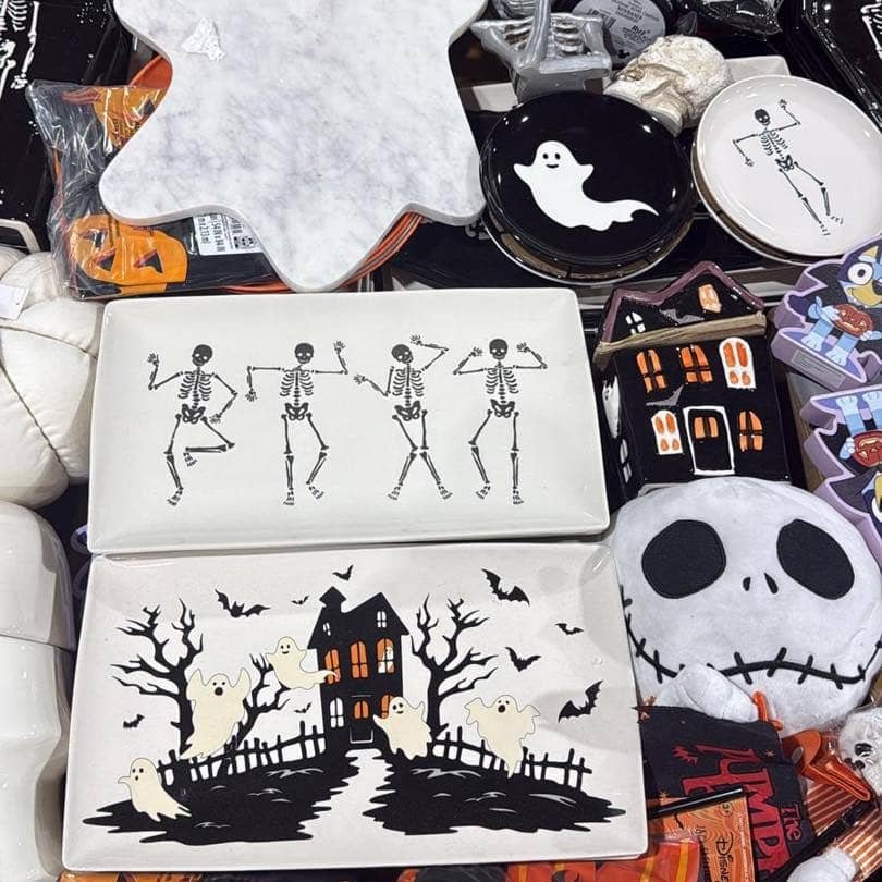 Halloween pallet liquidation - Image 4