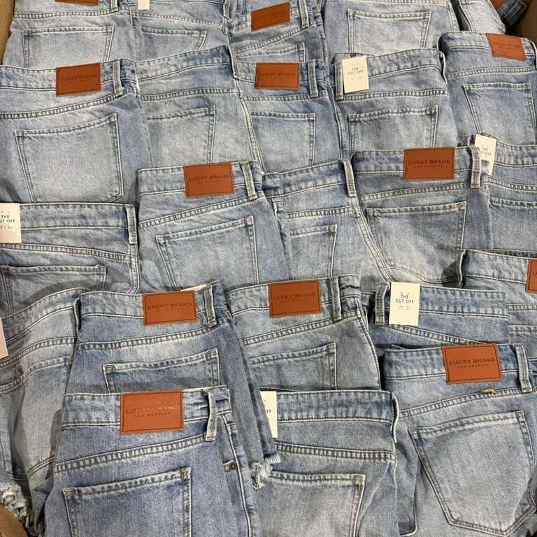 Lucky Brand Women’s Shorts - Image 4