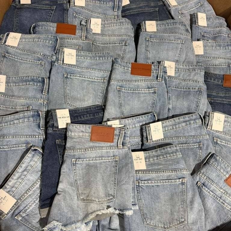 Lucky Brand Women’s Shorts - Image 2