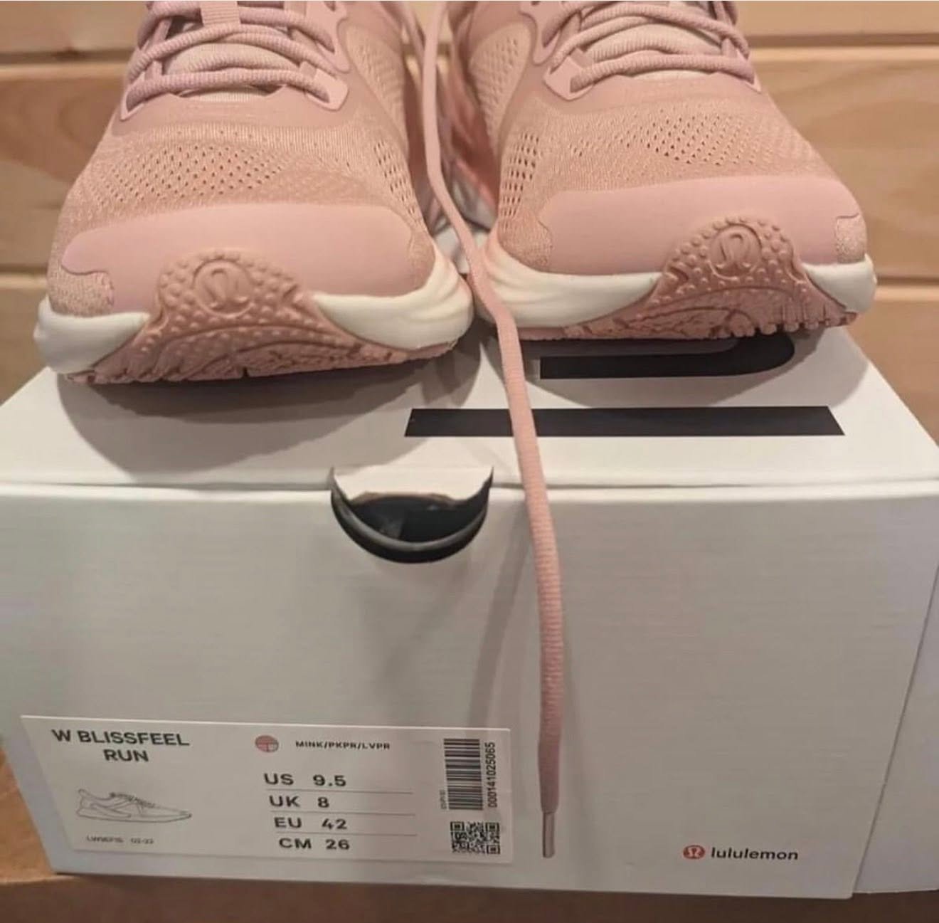 lululemon sneakers pallet - Image 3